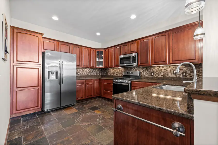 9741 Alvarado Lane N #3802, Maple Grove, MN 55311 - #3