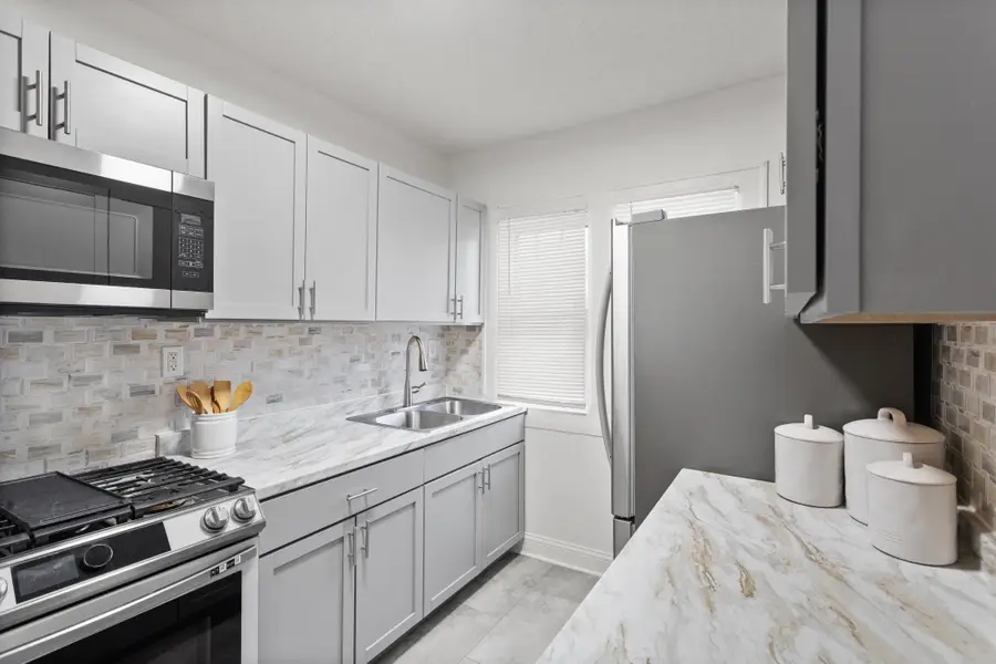 3934 Washburn Avenue N, Minneapolis, MN 55412 - #2