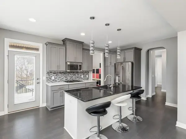 16461 Equestrian Trail, Lakeville, MN 55044