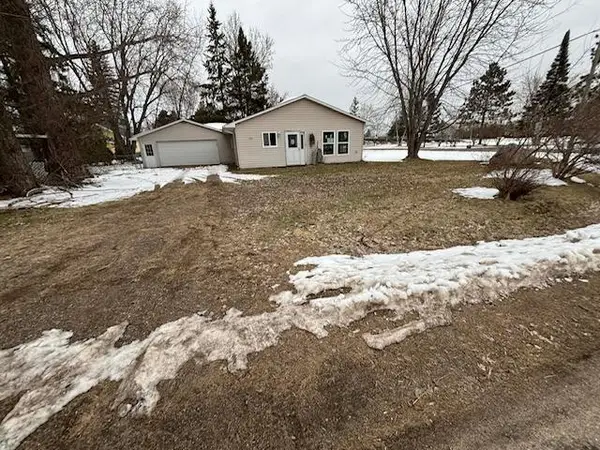 120 E Center Avenue, McGregor, MN 55760