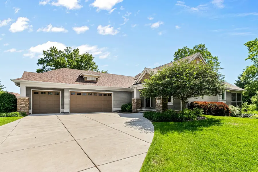 15 Hawthorne Court, North Oaks, MN 55127 - #3