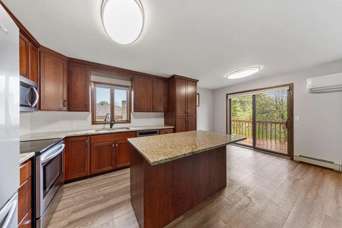 3 Saint Marks Bay, Faribault, MN 55021 - #1