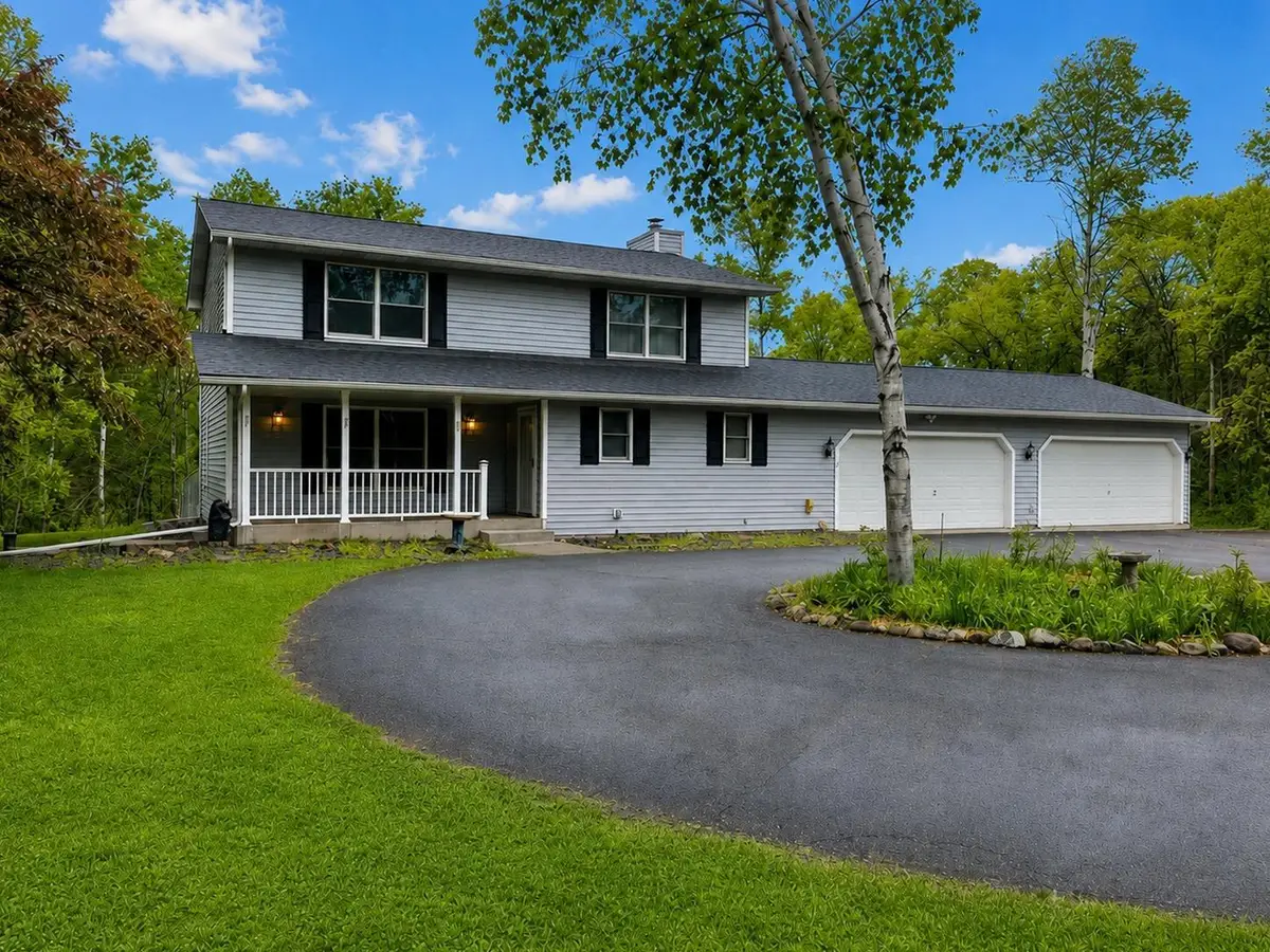 238 Glen Circle, River Falls, WI 54022 - #1