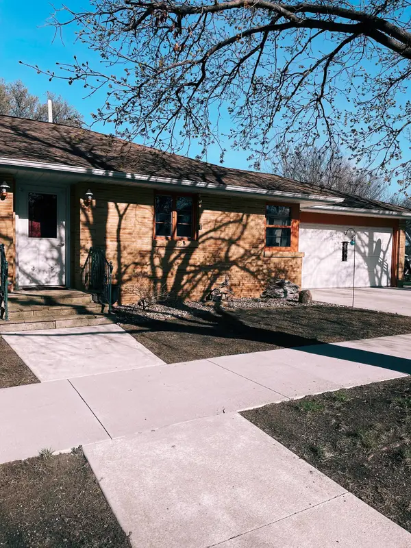 414 Park Street, Jackson, MN 56143