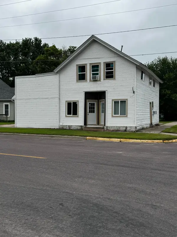241 Webster Street N, Kasota, MN 56050
