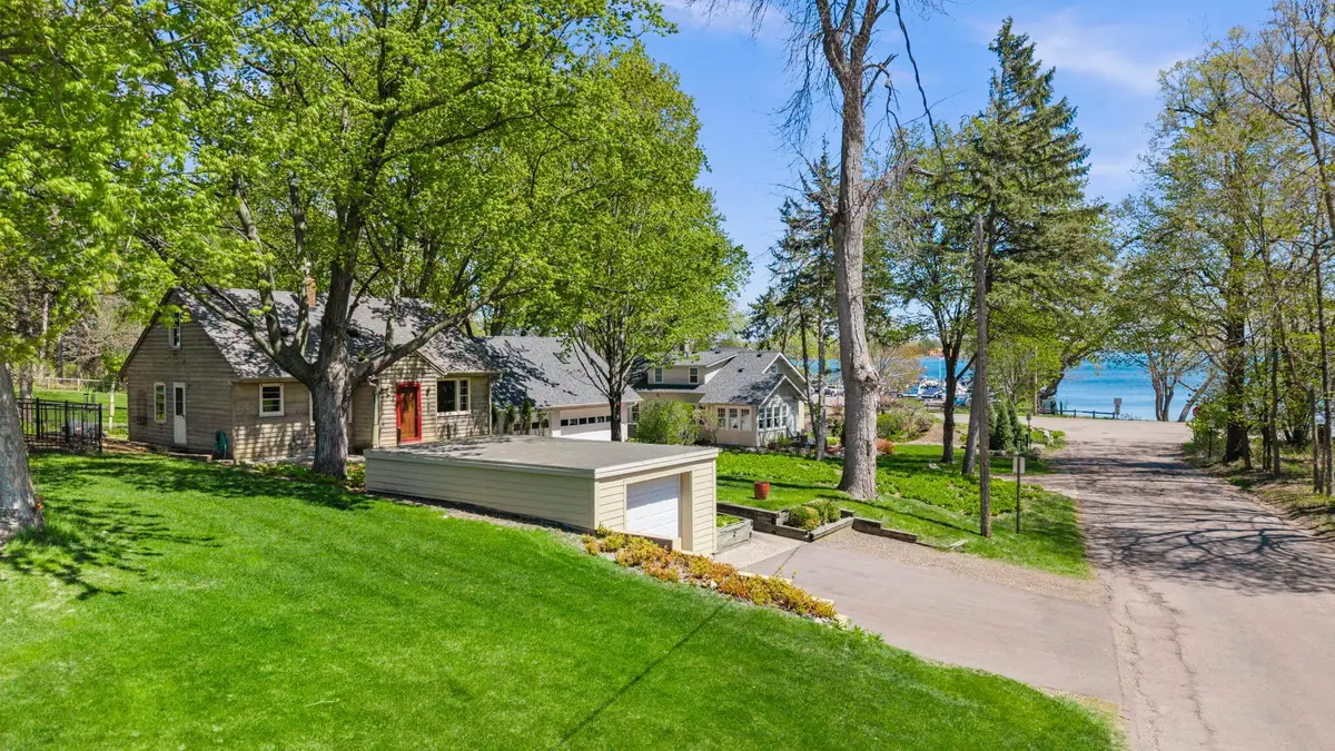 1990 Spates Ave, Orono, MN 55356 - #1