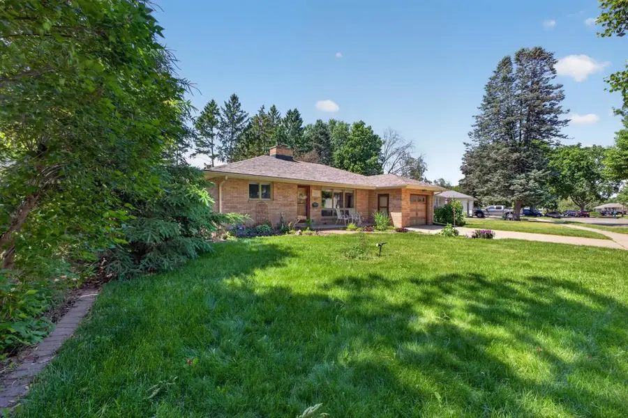 2329 16th Avenue Nw, Rochester, MN 55901 - #2