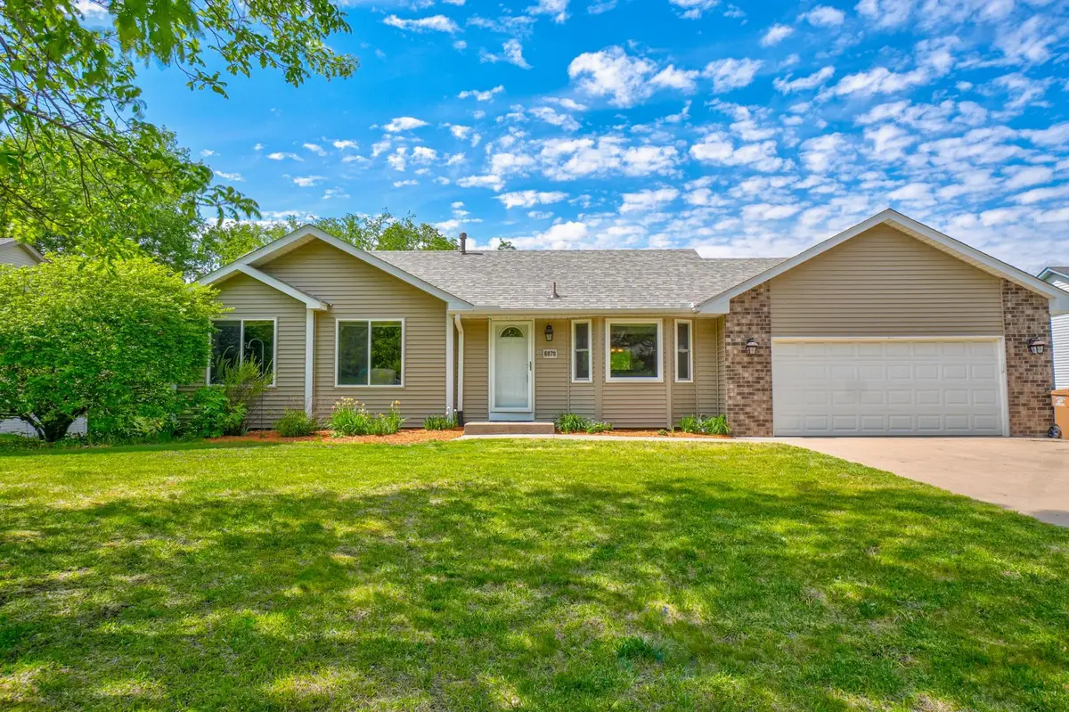 6878 Upper 28th Street N, Oakdale, MN 55128 - #1