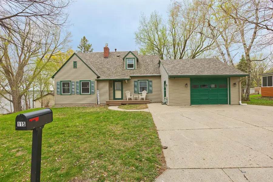 115 Lake Avenue E, Winsted, MN 55395 - #2