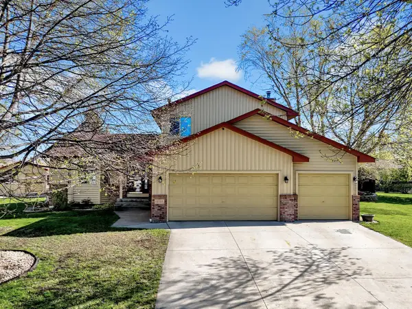 9161 N Kentucky Avenue N, Brooklyn Park, MN 55445