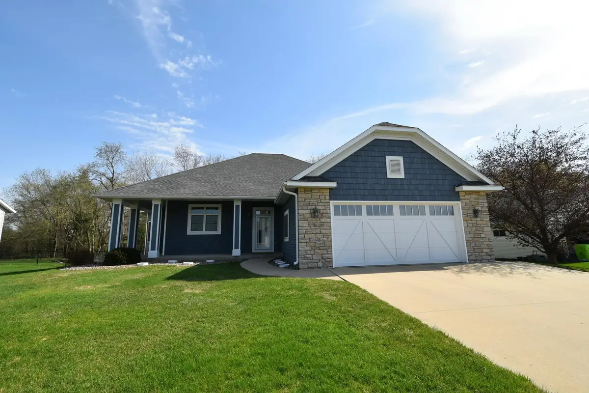 645 Lancaster Boulevard, Zumbrota, MN 55992 - #1