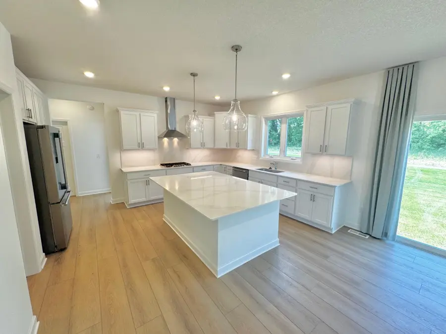 2704 Aspen Drive, Shakopee, MN 55379 - #3