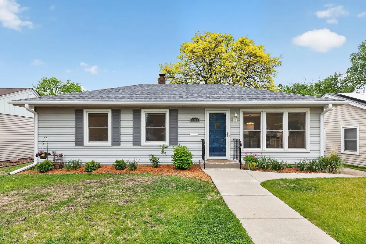 2043 Ramlow Place, Saint Paul, MN 55116 - #1