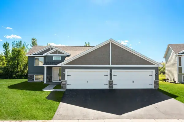 3238 Nottingham Road S, Saint Cloud, MN 56301