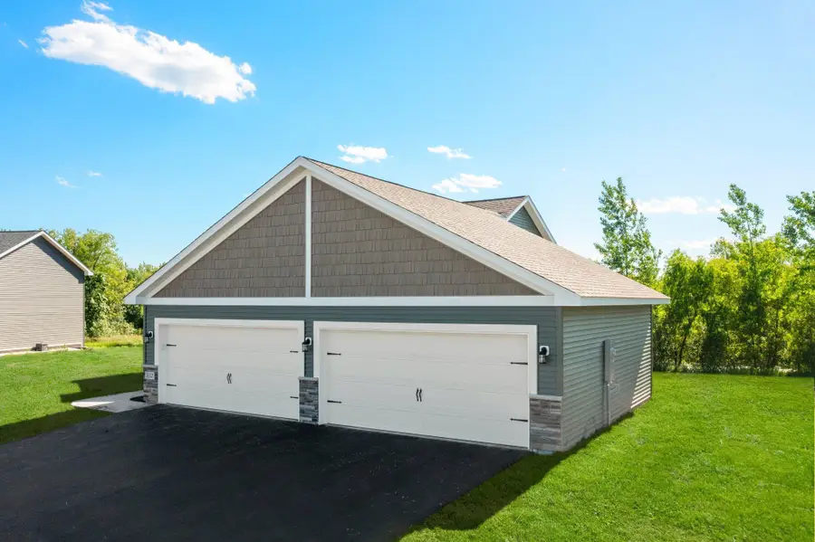 3238 Nottingham Road S, Saint Cloud, MN 56301 - #3