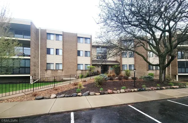 1871 Silver Bell Road #321, Eagan, MN 55122