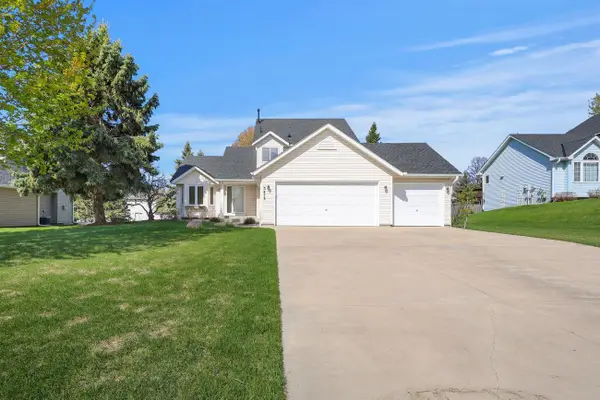 3473 Sunbury Drive, Woodbury, MN 55125