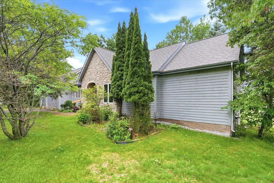 481 Sleepy Hollow Drive, Roberts, WI 54023 - #3