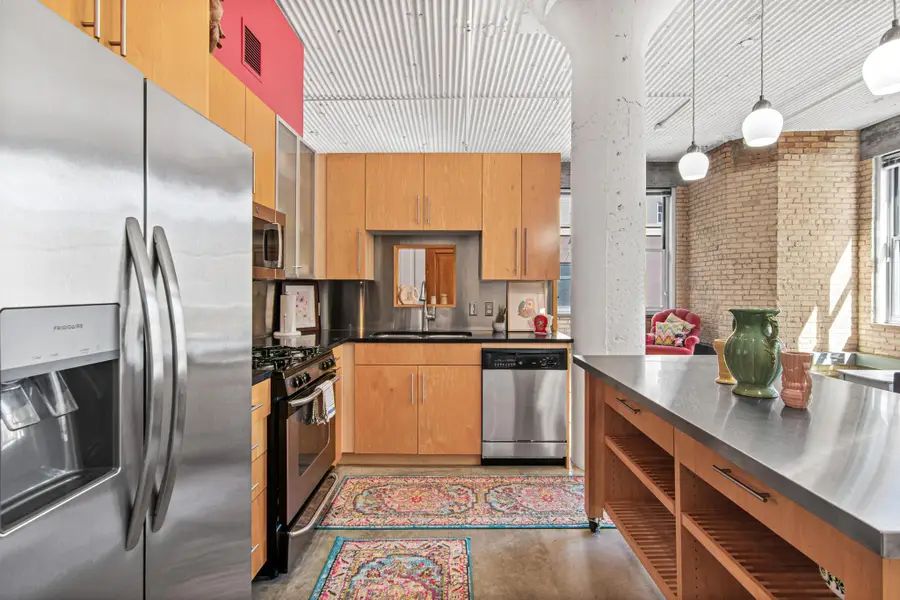 225 9th Street E #109, Saint Paul, MN 55101 - #2
