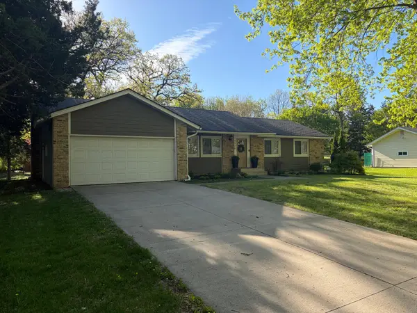 7270 Timber Lane N, Maple Grove, MN 55369