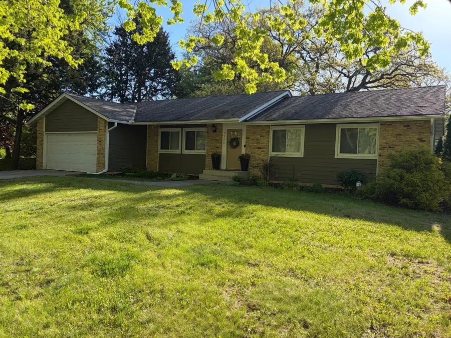 7270 Timber Lane N, Maple Grove, MN 55369 - #2