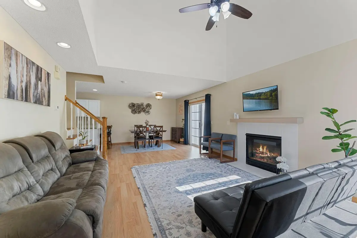 8706 Quarry Ridge Lane #D, Woodbury, MN 55125 - #1