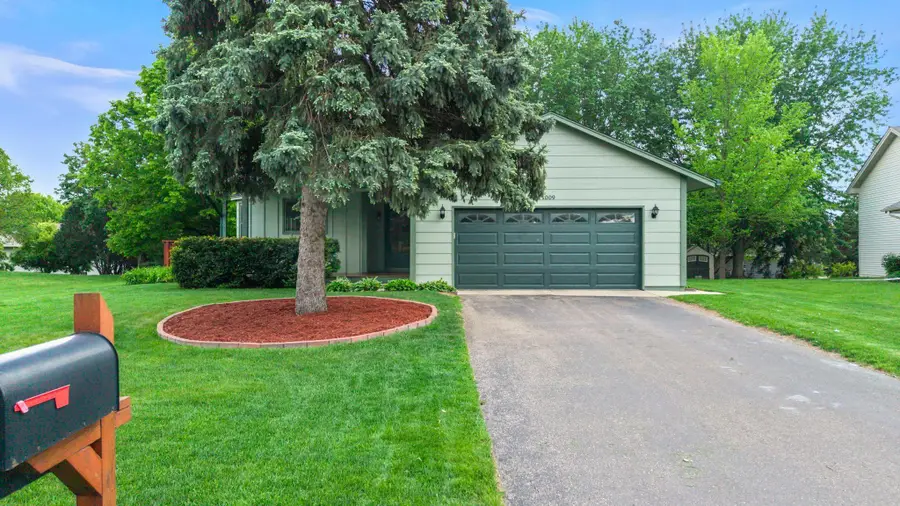 1009 Gramsey Place, Burnsville, MN 55306 - #3