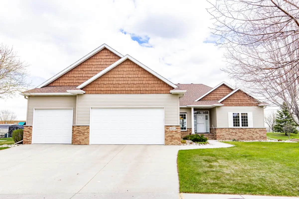 4532 Woodhaven Drive S, Fargo, ND 58104 - #1