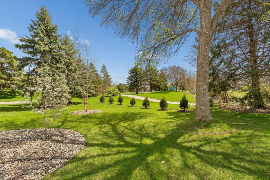 15705 24th Avenue N #B, Plymouth, MN 55447 - #3
