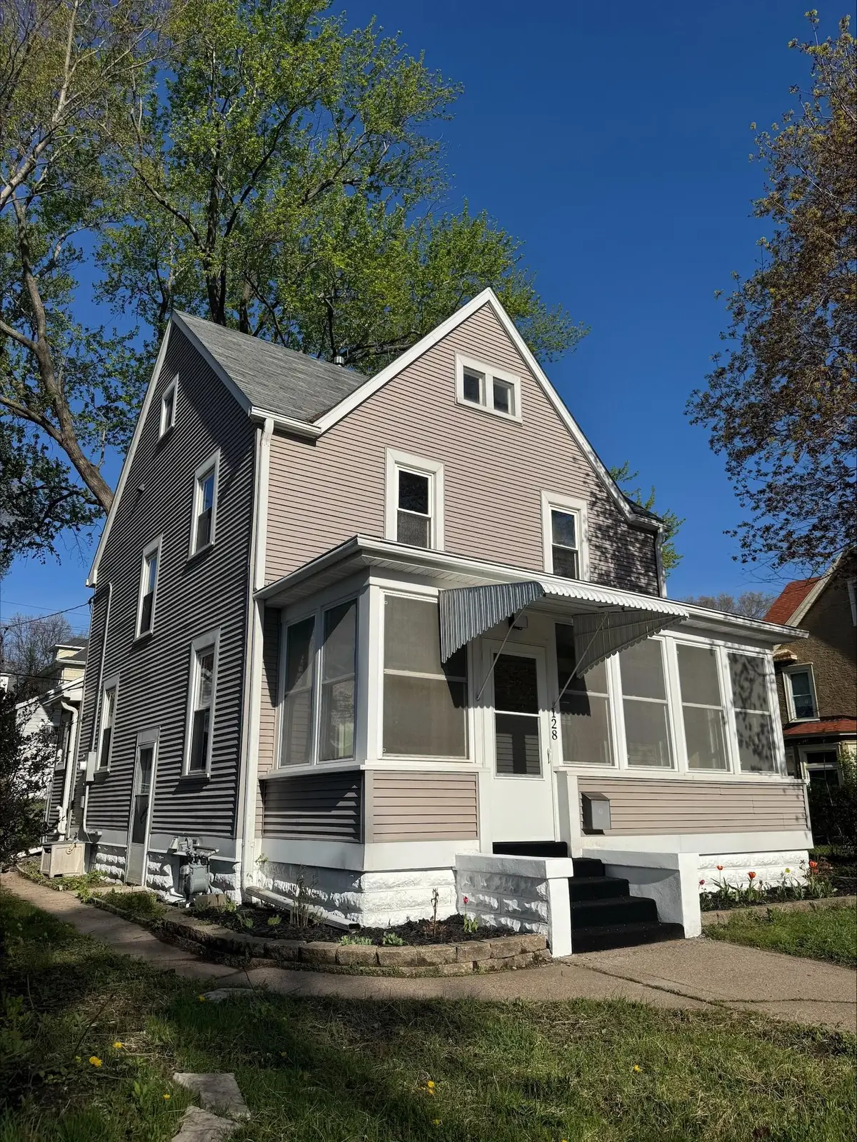 128 3rd Avenue S, South Saint Paul, MN 55075 - #1