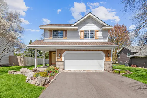 1400 Field Creek Circle, Victoria, MN 55386