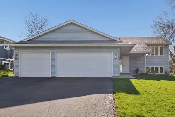 1193 Shawmut Street S, Shakopee, MN 55379