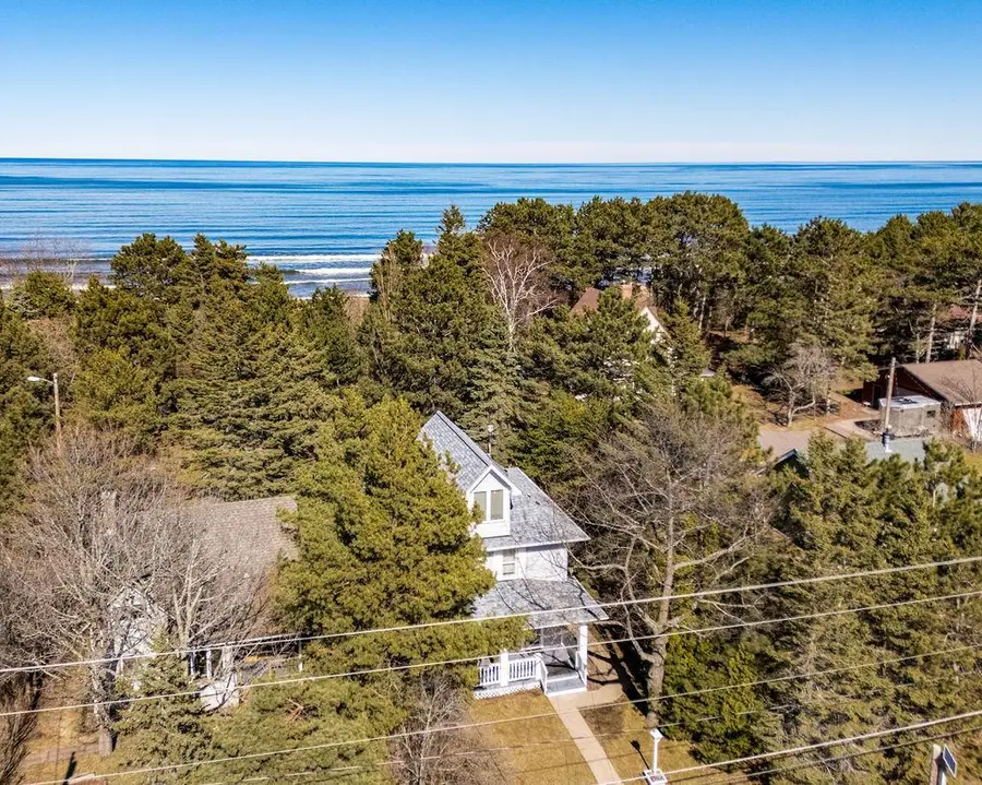 3206 Minnesota Avenue, Duluth, MN 55802 - #3