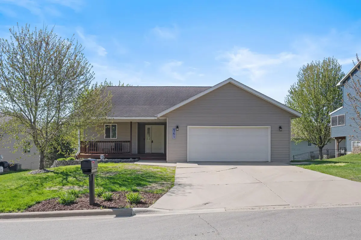 561 12th Street Sw, Faribault, MN 55021 - #1