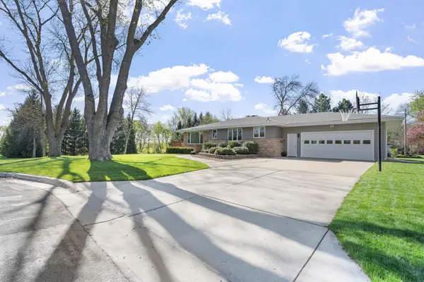 616 Elm Avenue Se, Montgomery, MN 56069