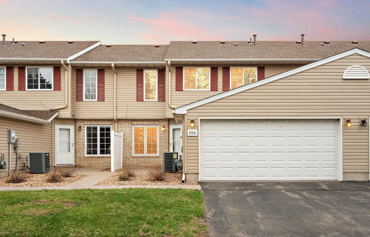 208 E Orchard Street, Belle Plaine, MN 56011 - #1