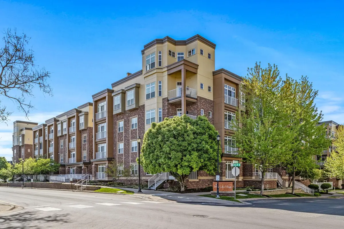 2405 39th Avenue Ne #205, Saint Anthony, MN 55421 - #1