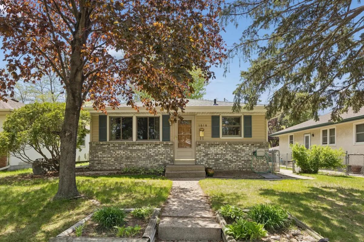 1618 Mclean Avenue, Saint Paul, MN 55106 - #1