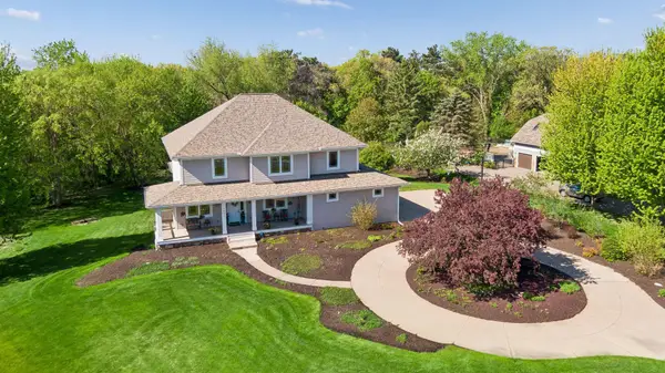 4854 Linden Trail N, Lake Elmo, MN 55042