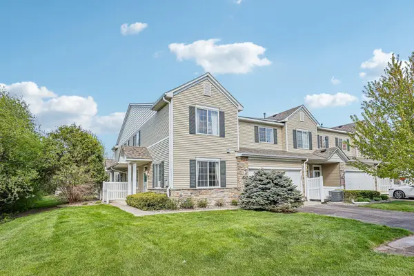40 River Woods Drive W, Saint Paul Park, MN 55071