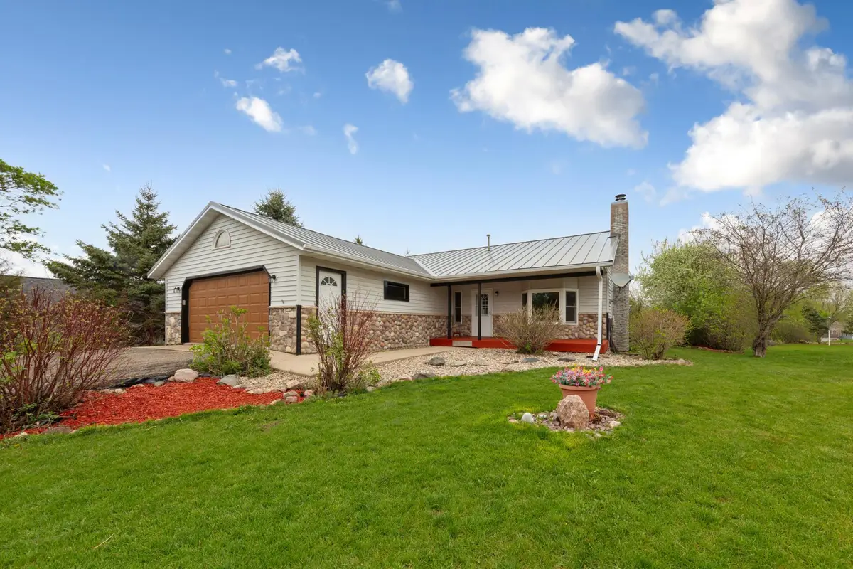 30 Winnebago Circle, Saint Clair, MN 56080 - #1