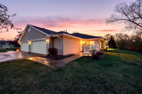 19102 Jackson Court Nw #35, Elk River, MN 55330