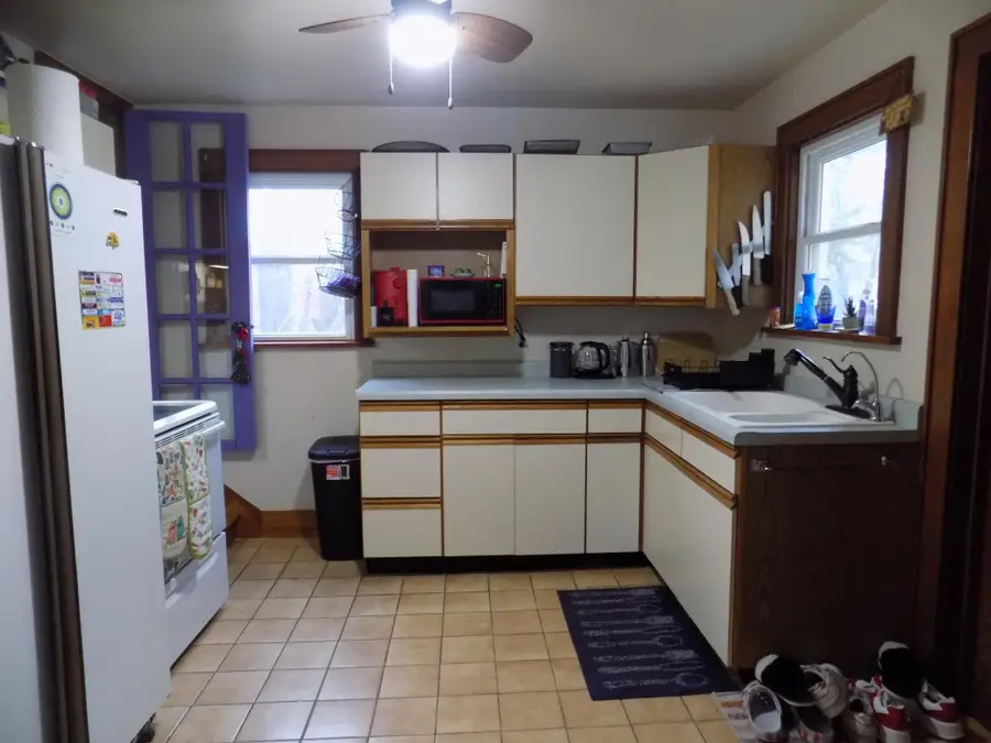 101 4th Avenue N, Lakefield, MN 56150 - #2