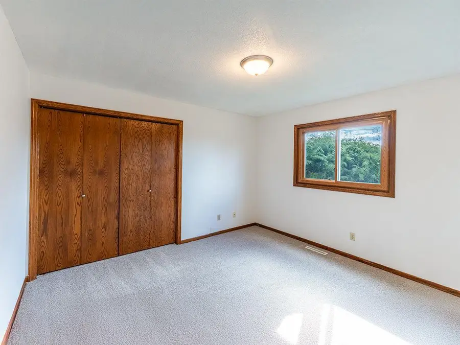 9724 Washburn Avenue N, Brooklyn Park, MN 55444 - #3