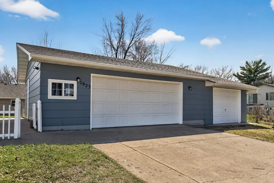 1923 Vale Avenue Nw, Elk River, MN 55330 - #2