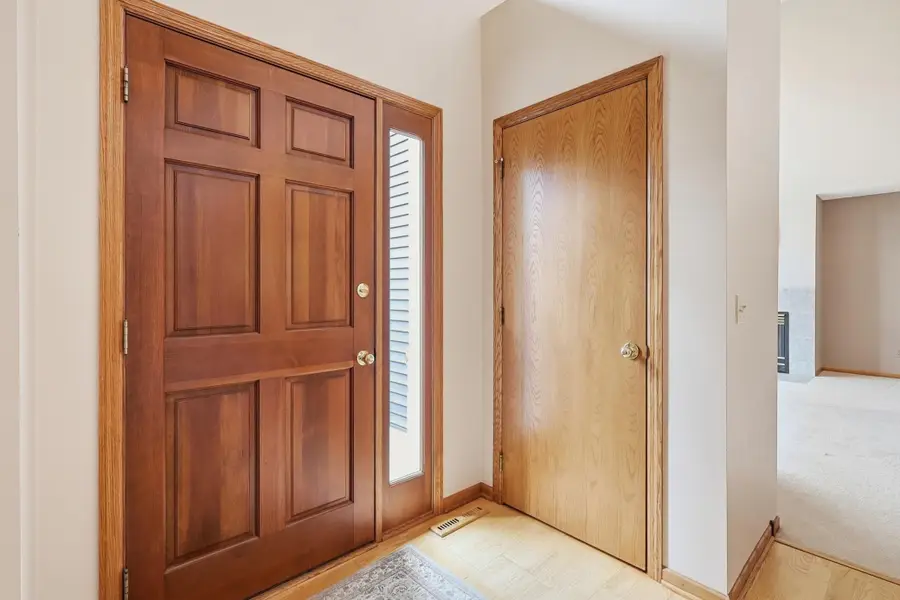 11215 Kenora Way, Lakeville, MN 55044 - #2