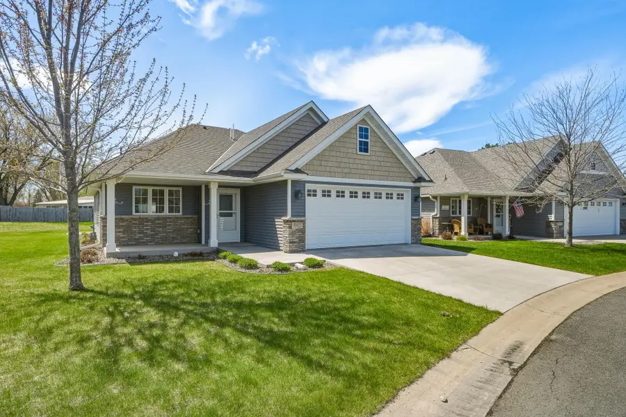 31023 Magnolia Ridge Way, Lindstrom, MN 55045 - #2