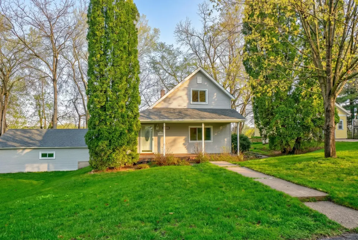 1211 3rd Street N, Stillwater, MN 55082 - #1