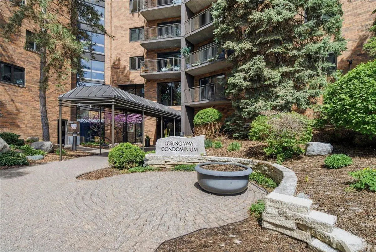 210 W Grant Street #222, Minneapolis, MN 55403 - #1