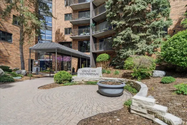 210 W Grant Street #222, Minneapolis, MN 55403